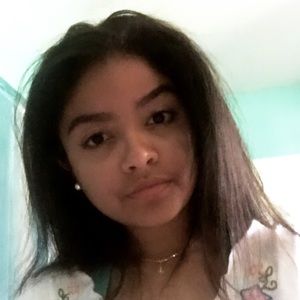 Meet your Posher, Viviana